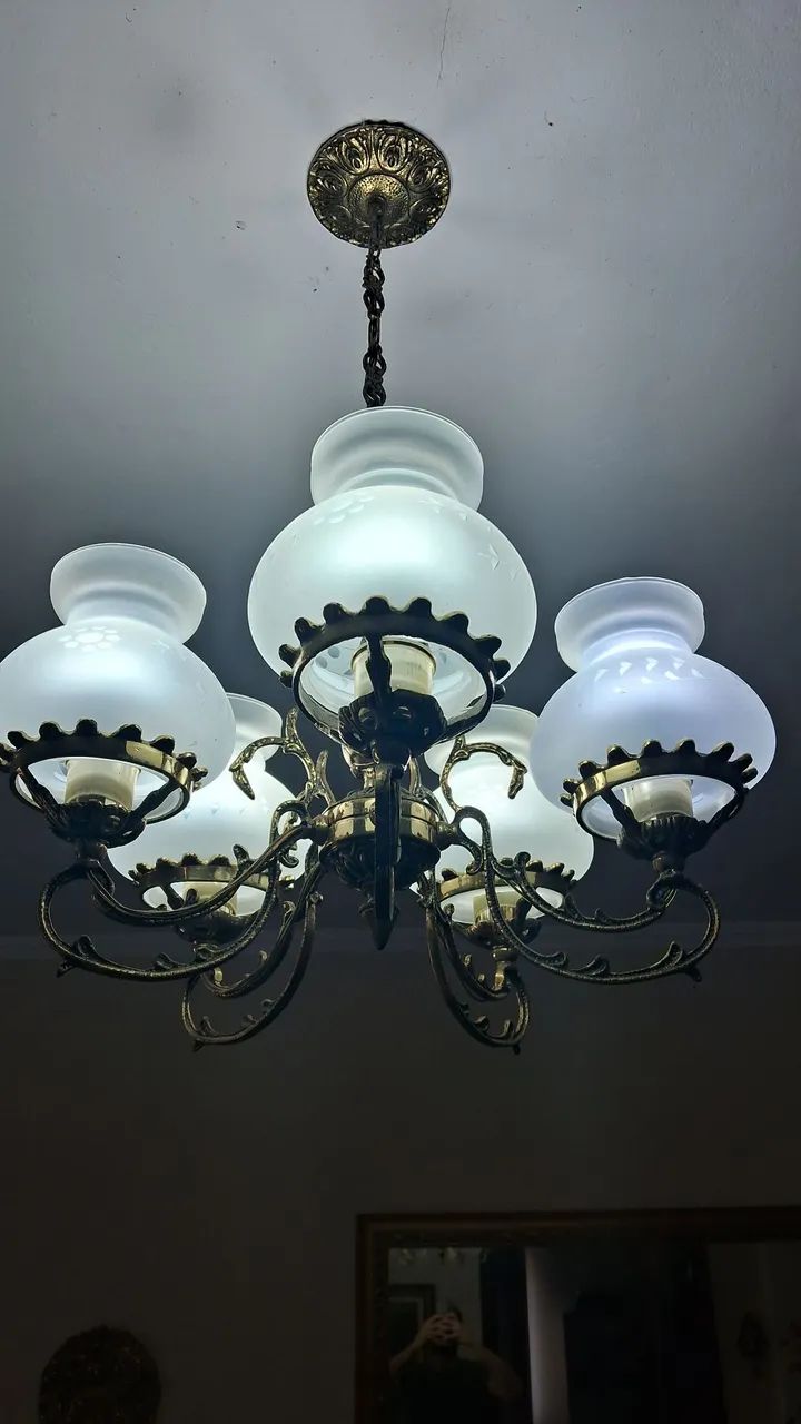 Lustre de bronze 