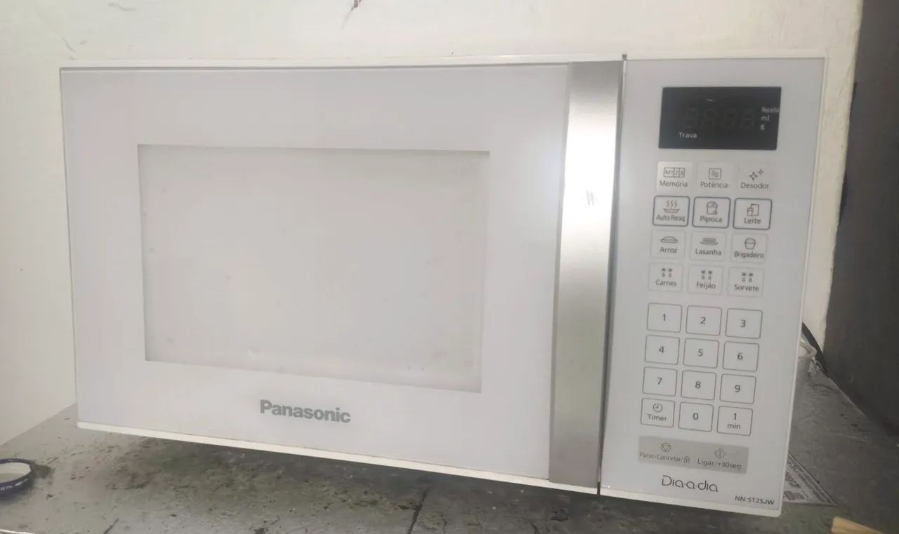 MICROONDAS SEMI NOVO