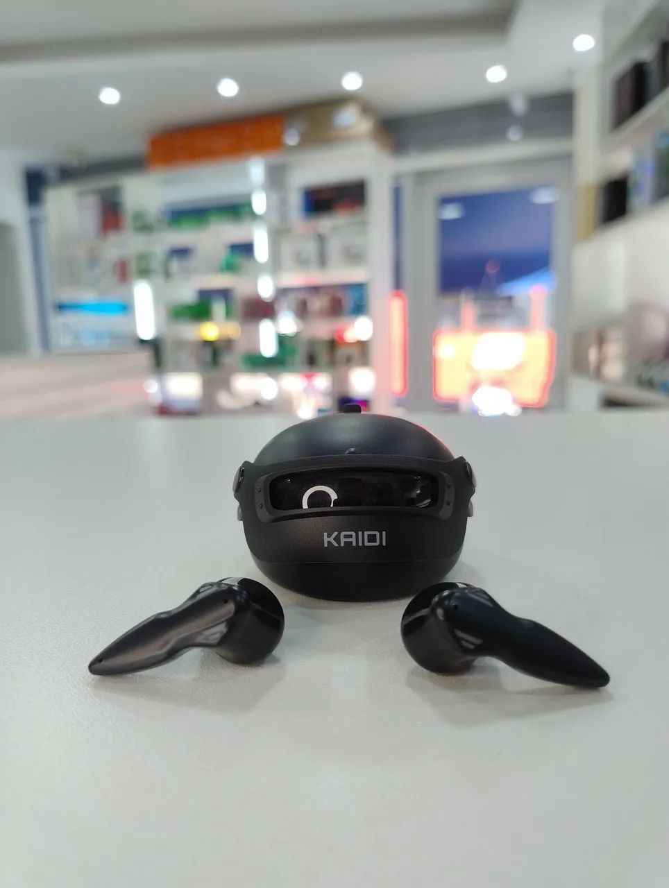 Fone Sem Fio Com Modo Gamer E LED - Foto 3