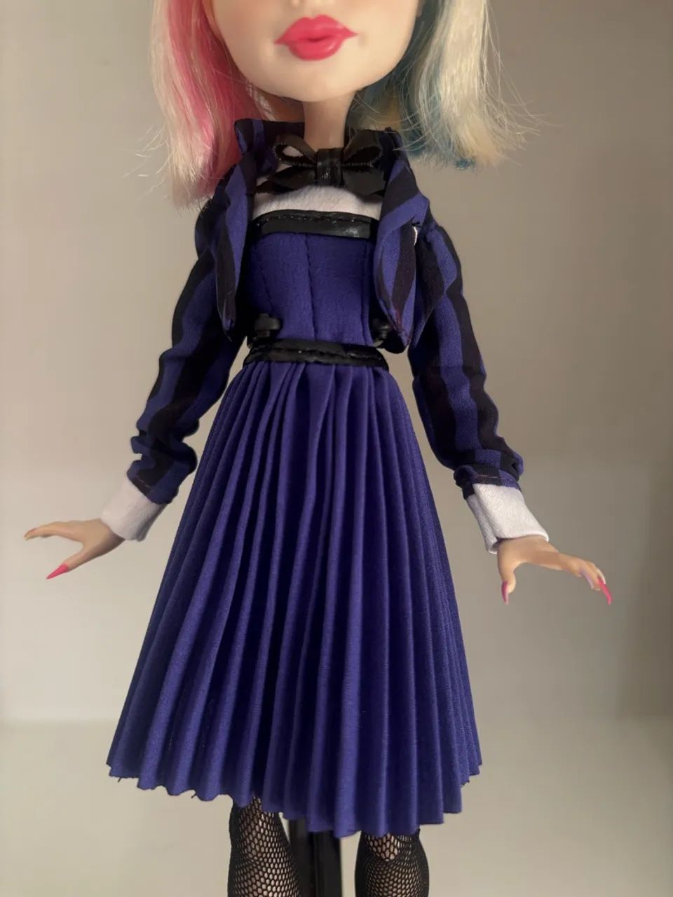 Monster High Enid Sinclair Customizada - Foto 3