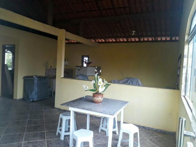 Vendo duas casas completas no mesmo lote, aprox. 700 metros da praia - Foto 12
