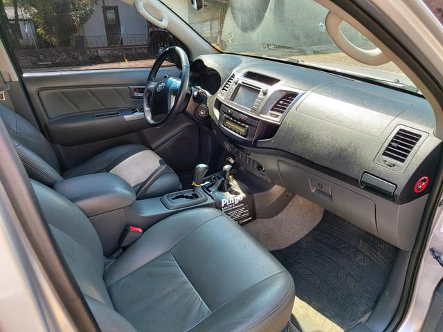 Toyota Hilux 2014 SRV 4x4 gasolina - Foto 5