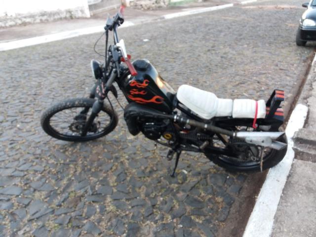 Moto chopper artesanal