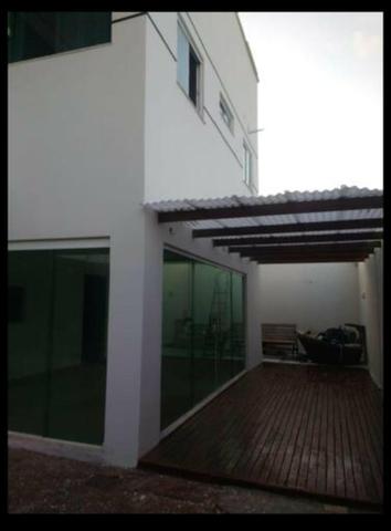 Linda casa na descida da Praia do Meio-Aluguel - Foto 4