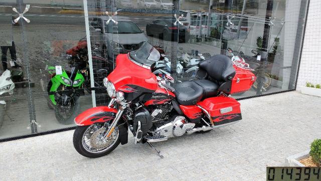 Electra Glide Ultra Classic CVO Flhtcu - Foto 2