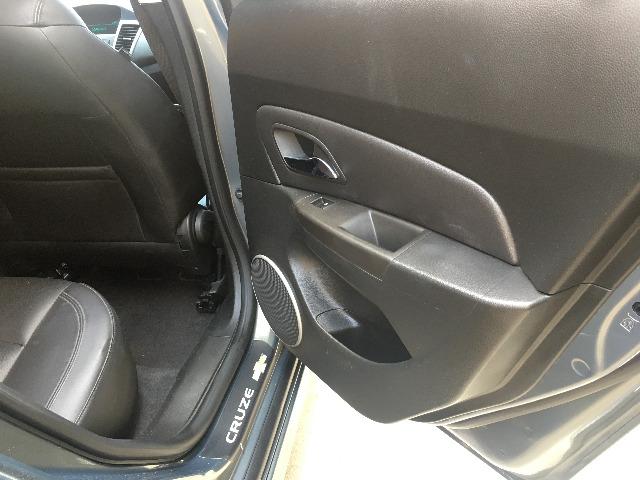 Vendo Cruze 1.8 aut.(flex) 2014 - único dono - Foto 10