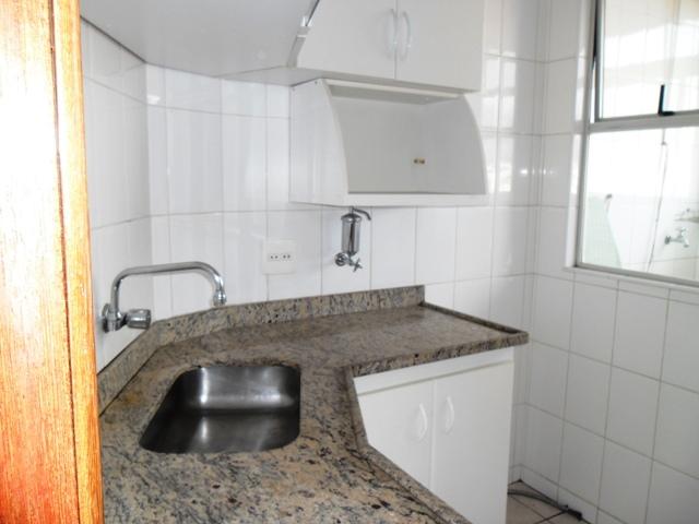EXCELENTE E AMPLO 3 QUARTOS NO CAIÇARA - Foto 8