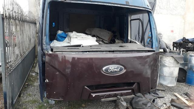 Cabine ford cargo dupla - Foto 18