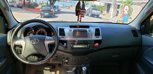 Hilux Srv 2.7 4x4 - Foto 10