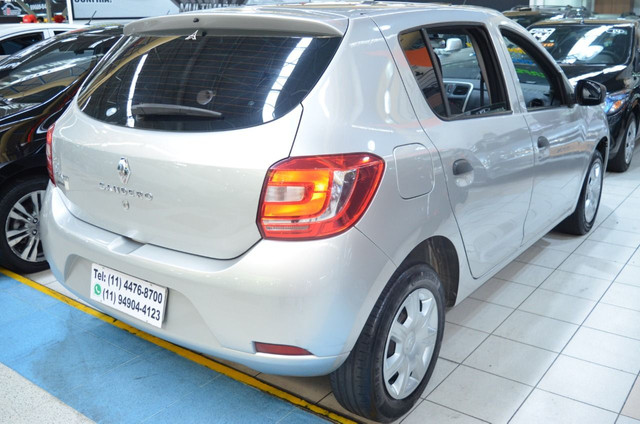 Sandero /2016 // NAO ACEITO TROCA !!ENTAR EM CONTATO COM ESTEVAN F- * - Foto 2
