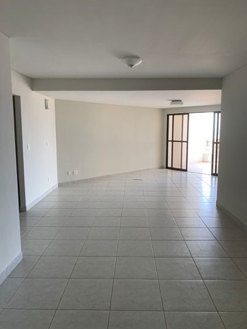 04 suites andar alto com vista e  projetados 164 mts - Foto 4