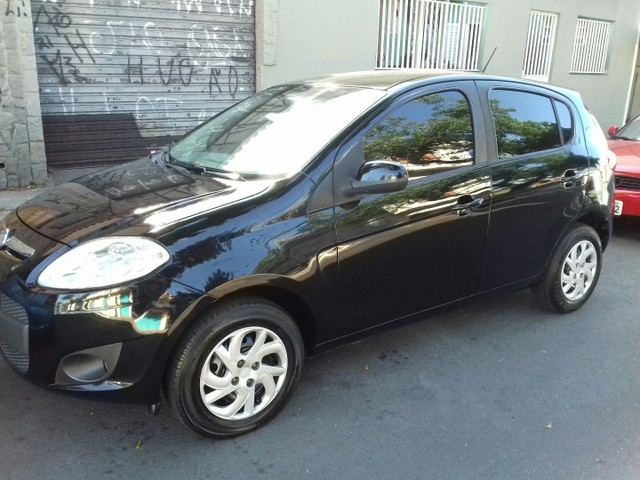 PALIO ATTRACTIVE 1.0 4P 2013 COMPLETO/PNEUS NOVOS. MUITO NOVO!!!