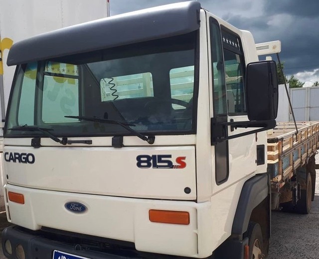 CAMINHÃO FORD CARGO 815 ANO 2005  PARCELO 