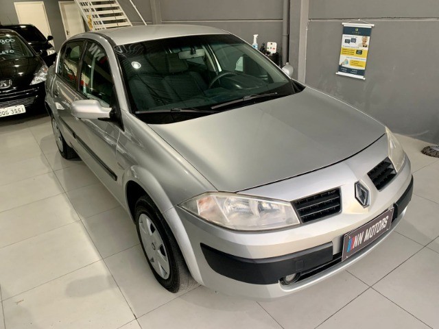 MEGANE SEDAN 1.6 FLEX MANUAL COMPLETO