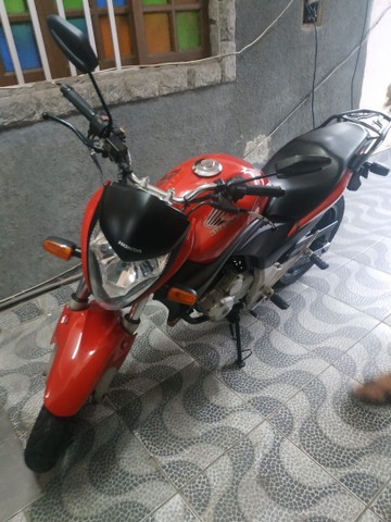 MOTO HONDA CB 300R