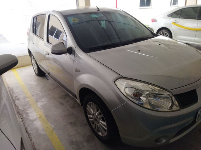 SANDERO 2011 COMPLETO R $ 23.200