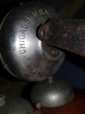 telefone antigo de parede à manivela - Foto 4