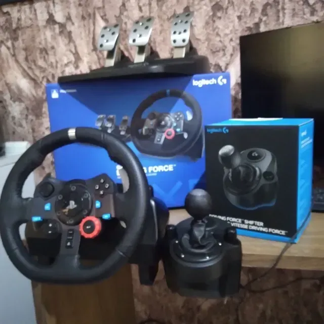 Volante Ps4 Logitech G29 Usado Sem Câmbio (zona Leste ) - Desconto no Preço