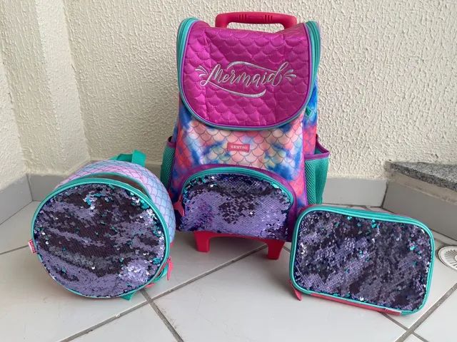 Kit mochila rodinhas Polly infantil com lancheira e estojo Sestini