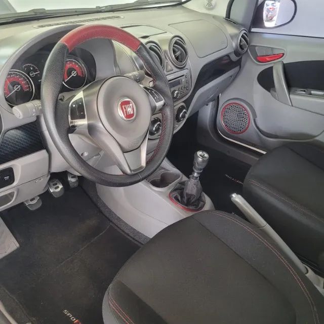 Palio Sporting 1.6 Manual 2015 - Foto 6