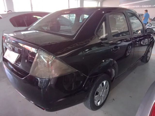 Ford / Fiesta Sedan 1.6 Flex - Foto 6
