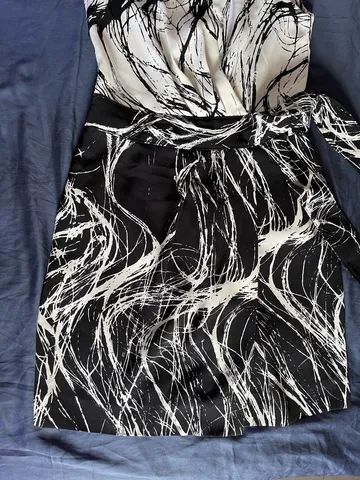Vestido Calvin Klein tamanho 38 - Foto 4