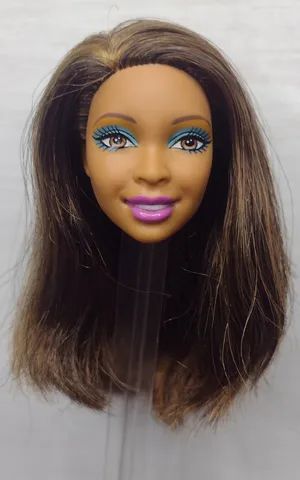 Boneca barbie negra niki