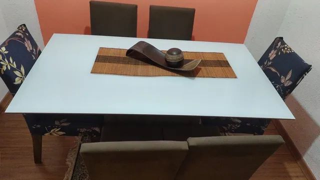 Mesa com 6 cadeiras e  buffet semi novo - Foto 4