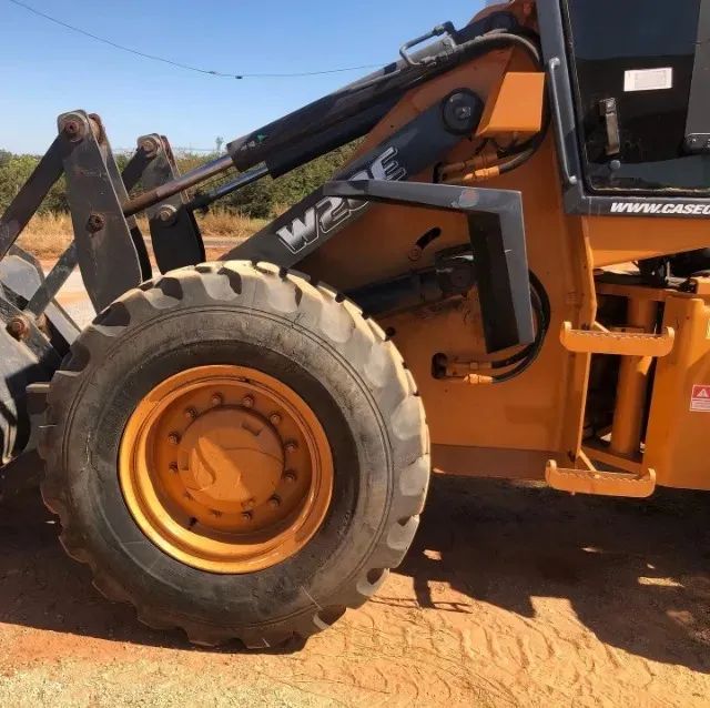 Pa Carregadeira Case W20 Ano 2011 - Foto 2