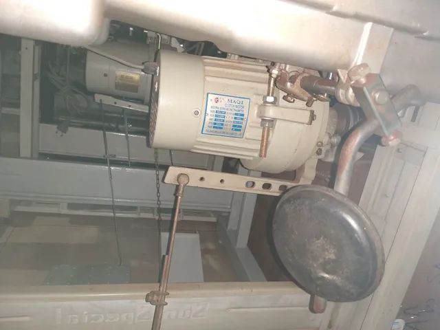 Máquina de costura reta industrial usada  - Foto 2