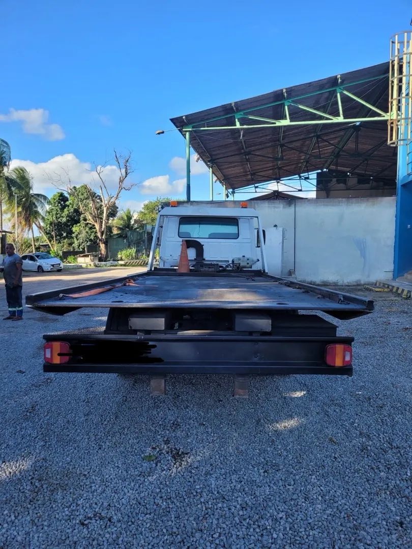 Caminhão guincho plataforma Volks 8.150 2011 - Foto 9