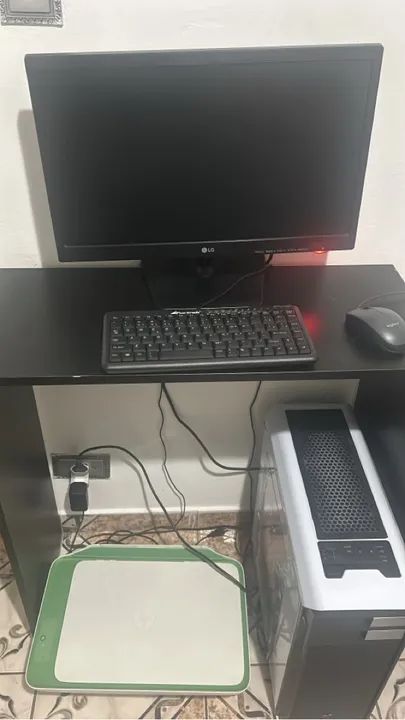 Computador Completo com Monitor LG