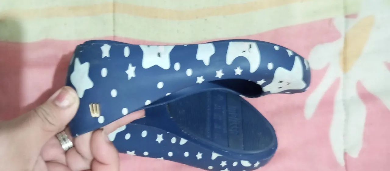 Sapatilhas Infantil Melissa Baby - Estampa Estrelas e Lua - Foto 2