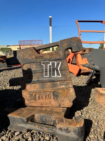 cod.1049 - Peso de Centro para Massey Ferguson Modelo 7000 -TK Tratores Nova Andradina -MS - Foto 4
