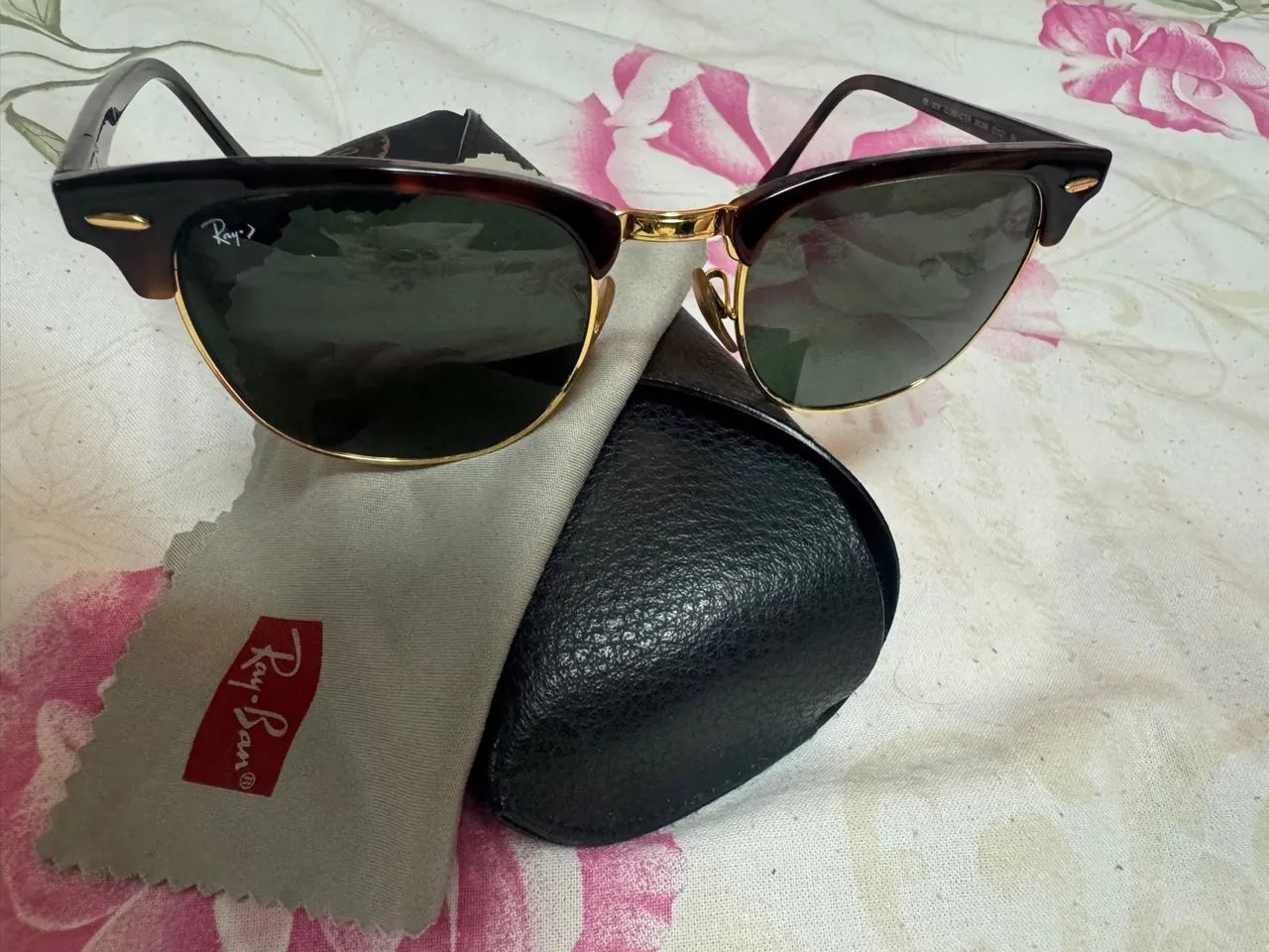 Dois óculos Ray-Ban originais com caixa e lenço  - Foto 5