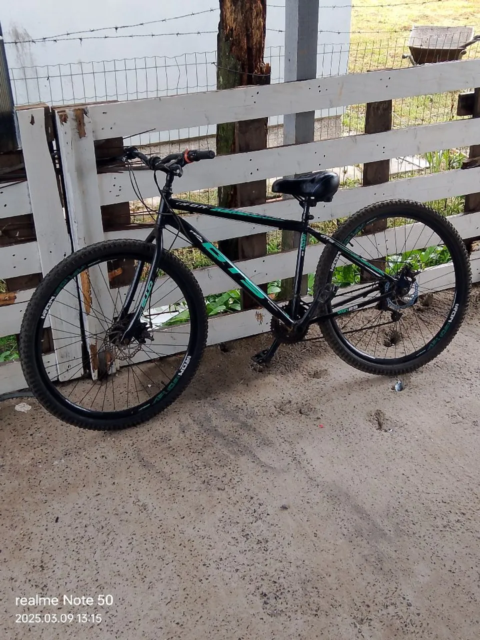 Bicicleta Aro 29 GTS freio a disco, bicicleta top só subir e sair andando