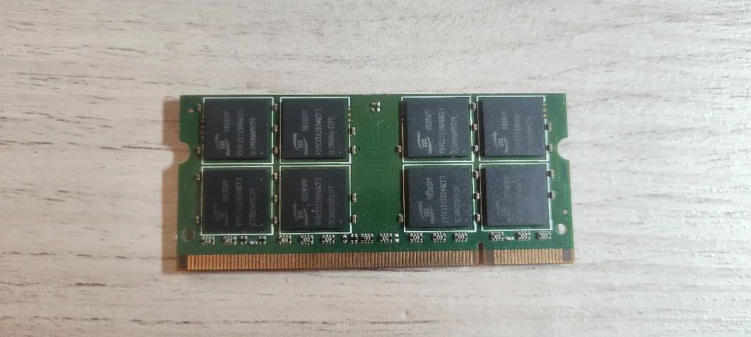 Memória DDR2 1Gb 
