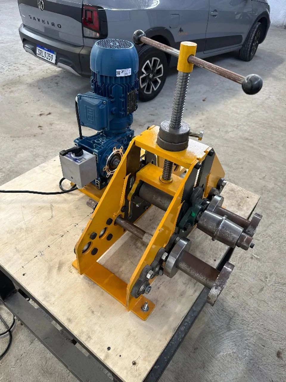 Calandra nova com motor - Foto 5