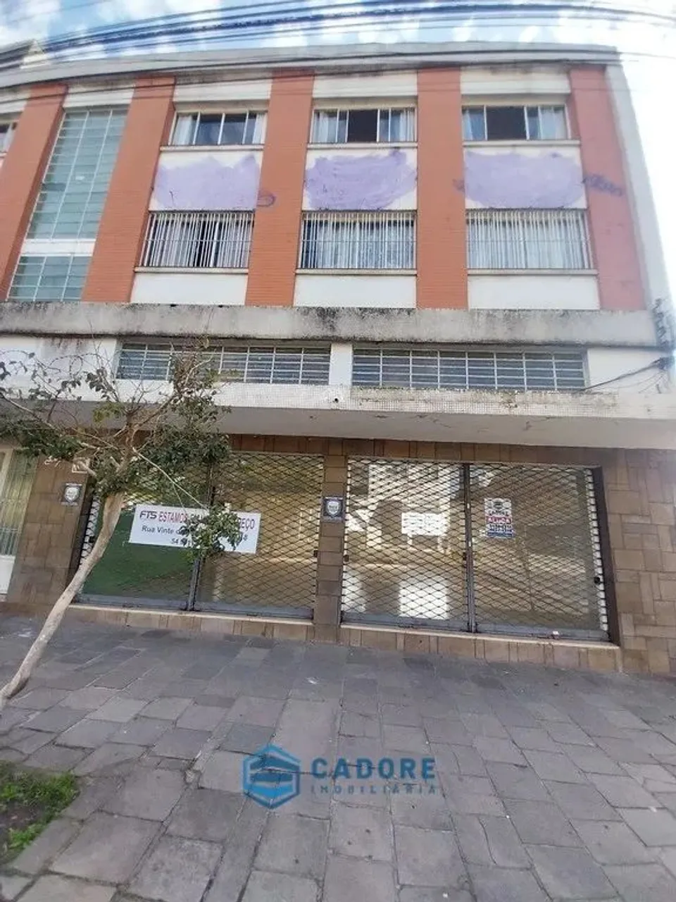 SALA TÉRREA NO BAIRRO NOSSA SRA DE LURDES