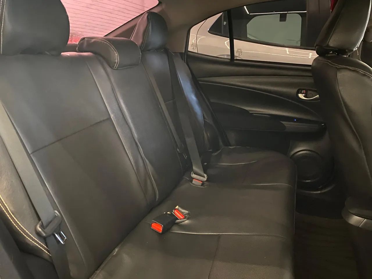 FEIRÃO SHOWROOM! TOYOTA/YARIS SEDAN 1.5 XS AUTOMÁTICO 2022 COMPLETO  - Foto 5