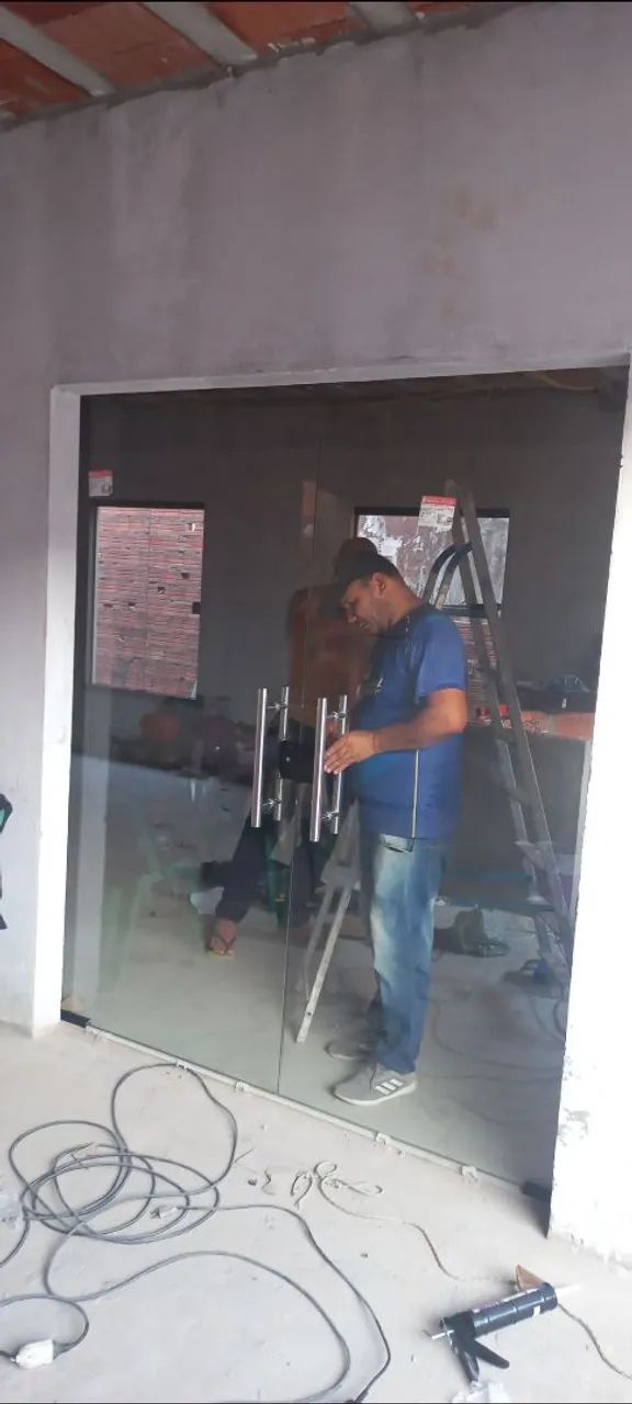 Manutenção de portão de alumínio  - Foto 2