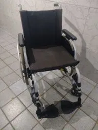 Cadeira de Rodas - Conforto e Mobilidade