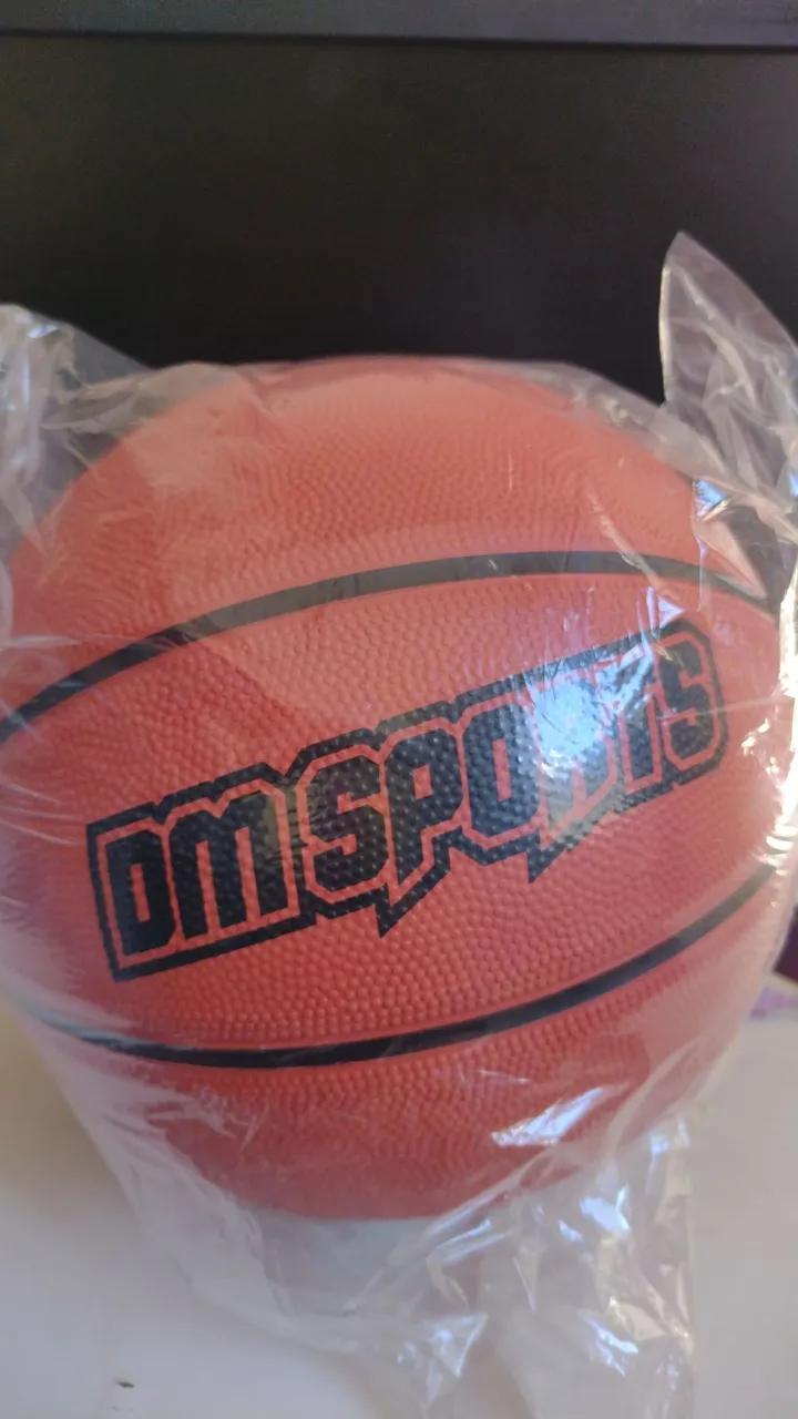 Bola de Basquete DM Sports zerada
