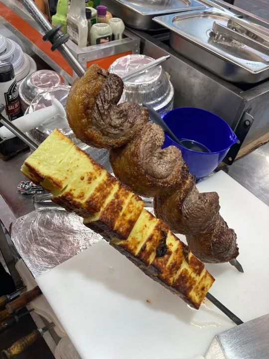 (Trabalho)Vaga de emprego pra churrasqueiro