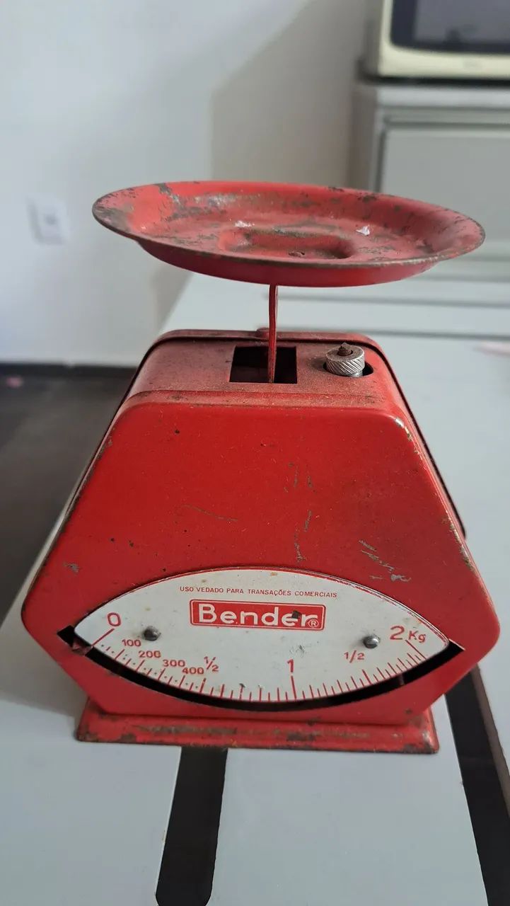 Balança Antiga Bender