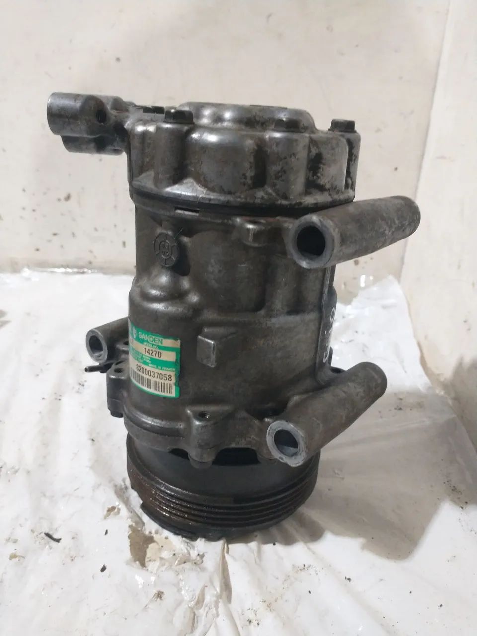 Compressor de Ar Condicionado Renault Clio 2004 1.0 16v
