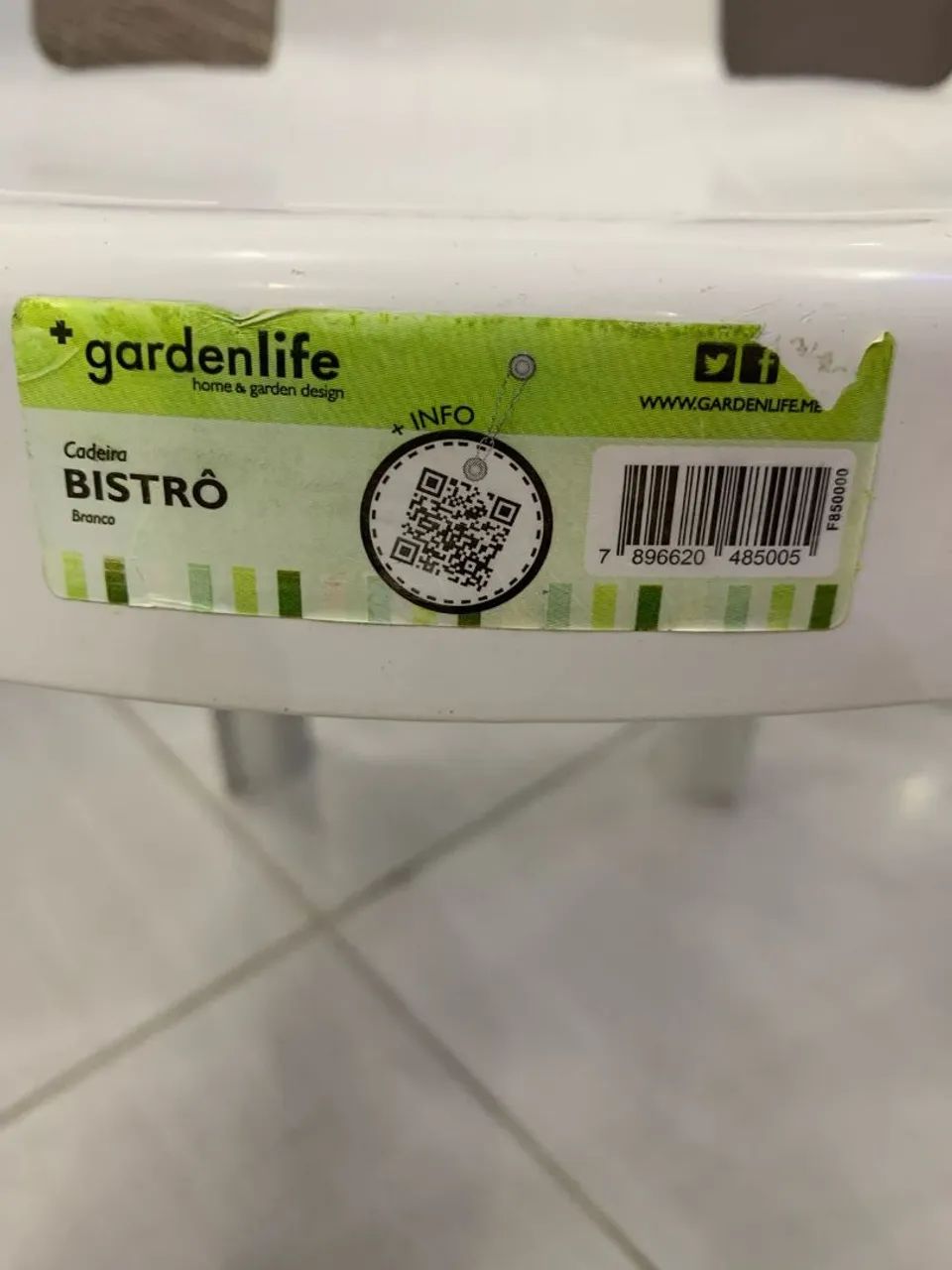 Cadeira Plástica Branca estilo  versátil Gardenlife   - Foto 5