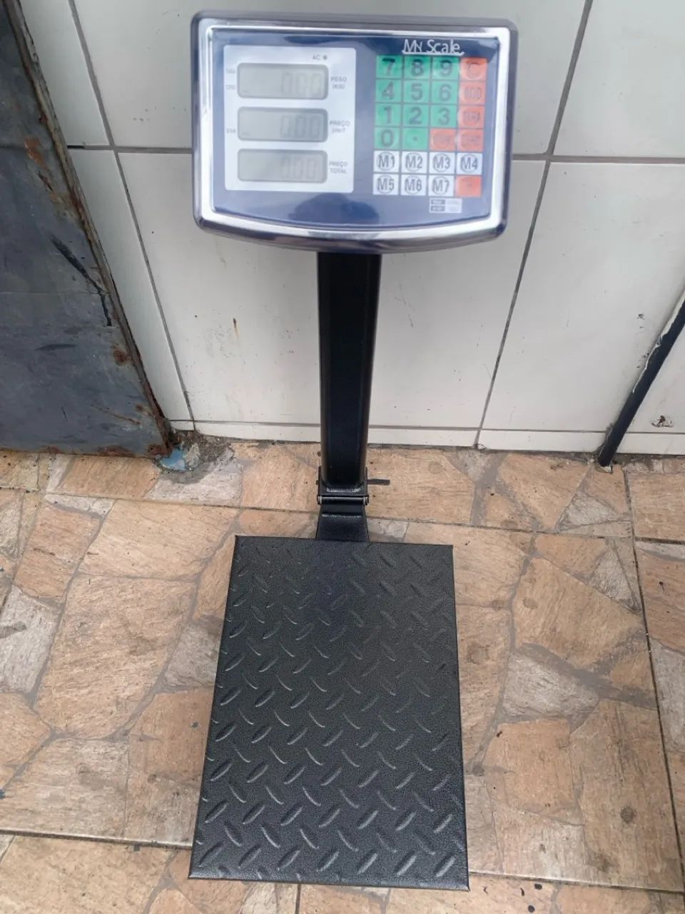 Balança Digital 150KG Com Bateria 