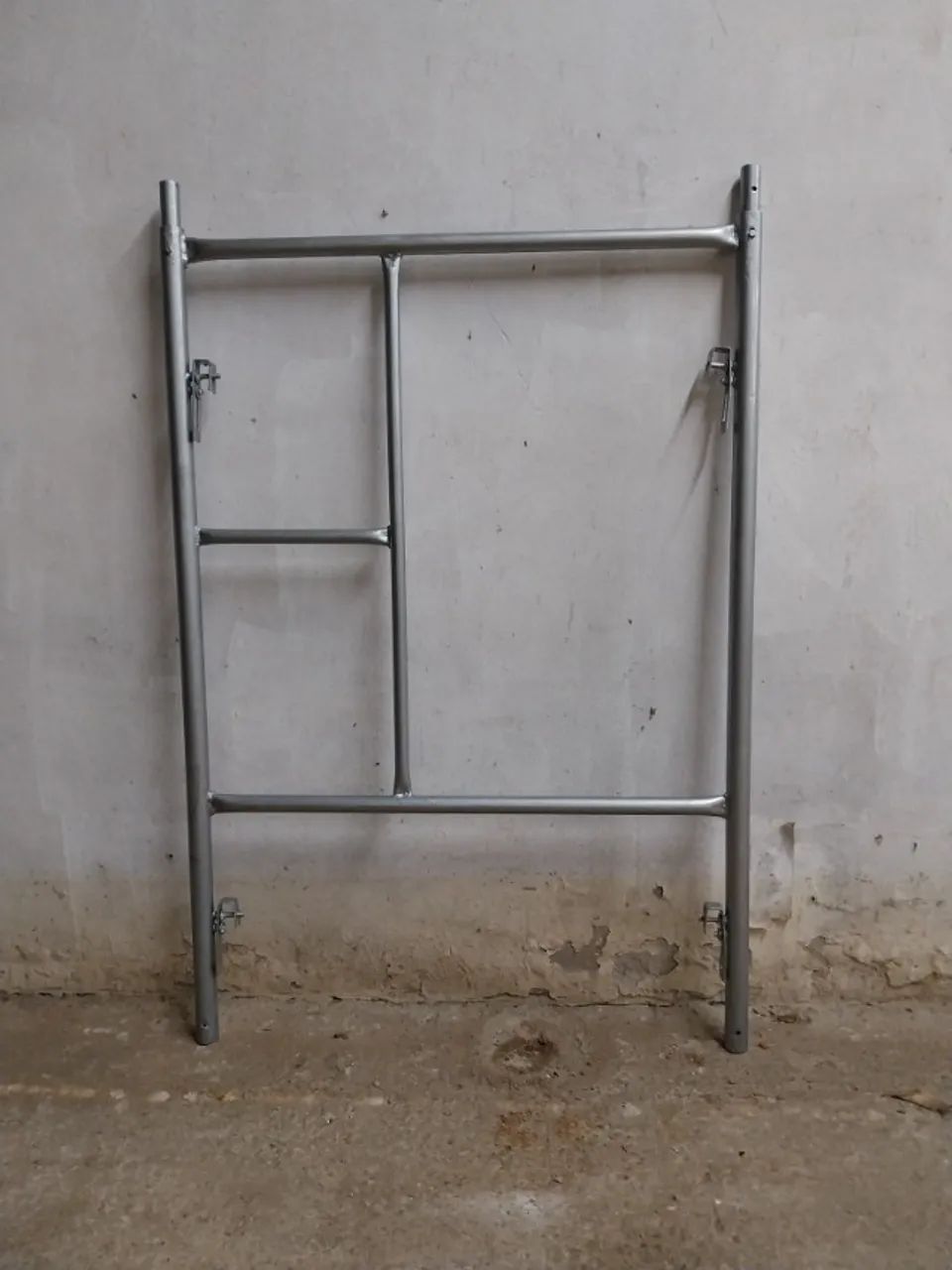 andaime reformado com escada - Foto 2