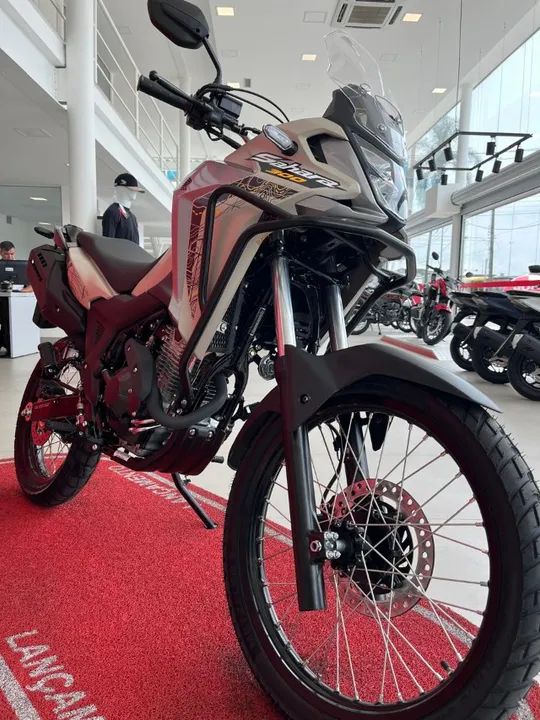 Honda XRE 300 Sahara 2025- Entrega rápida-Aprovação também 100% on-line- Valor à vista